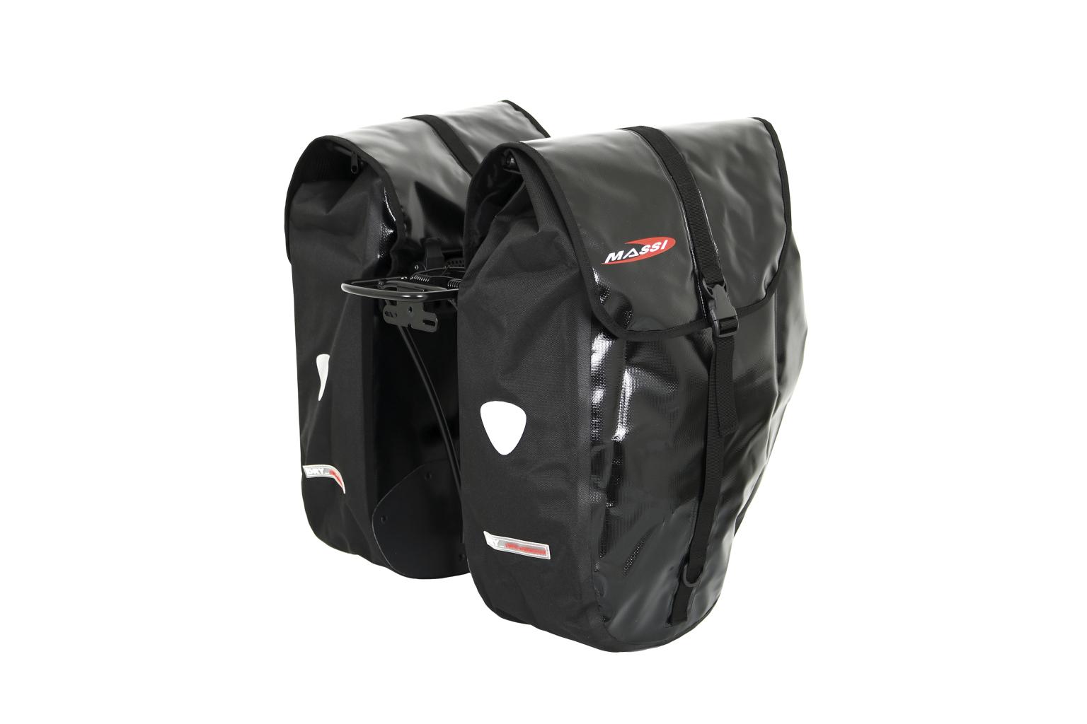 CM 226  100% WATERPROOF NEGRA
